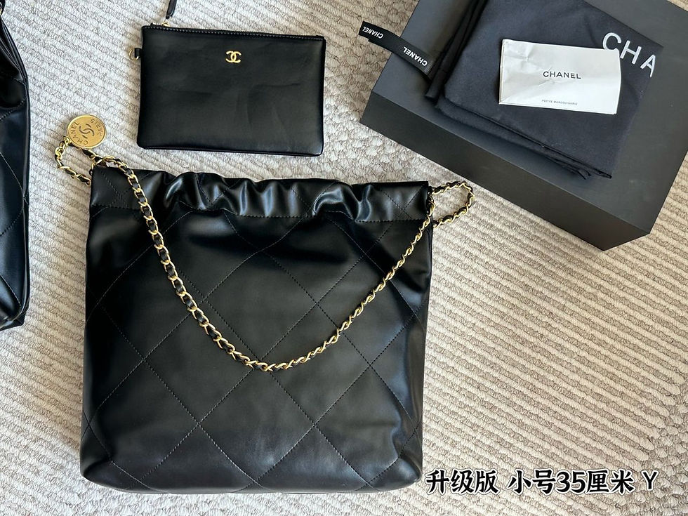 縮圖：very high quality CHANEL bag fully boxed
