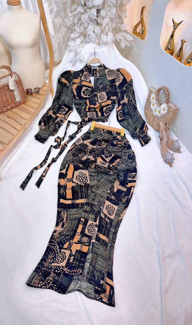 Vietnam made lady 2set cloth MOQ 50 pieces mix design free size