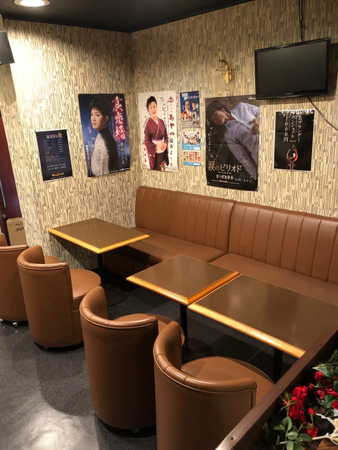 ミュージックパブキャビーヌ店内