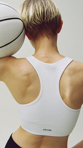 6 Sporty Looks You Need For Your New Olympics-Inspired You