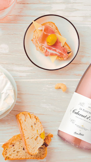 Win the Ultimate French Rosé Prize Pack for Your Next Gathering