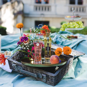 A Boozy Picnic in Paris