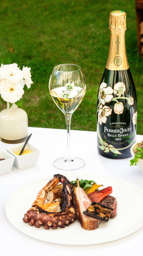 A BBQ Party in Versailles
