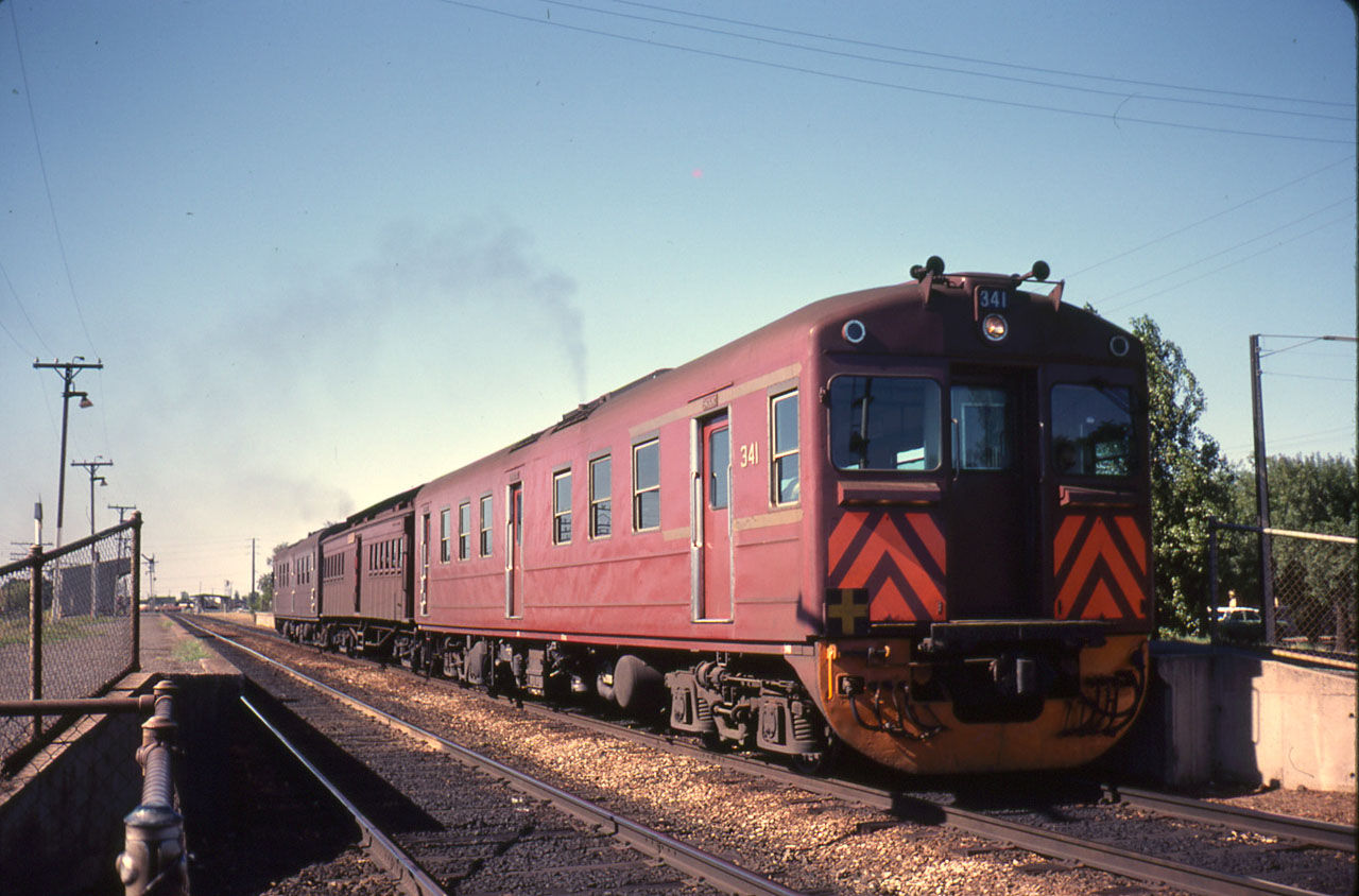 SAR Redhen  368, 879, 369