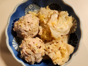 Braised Pork and Double Cabbage Meatballs 