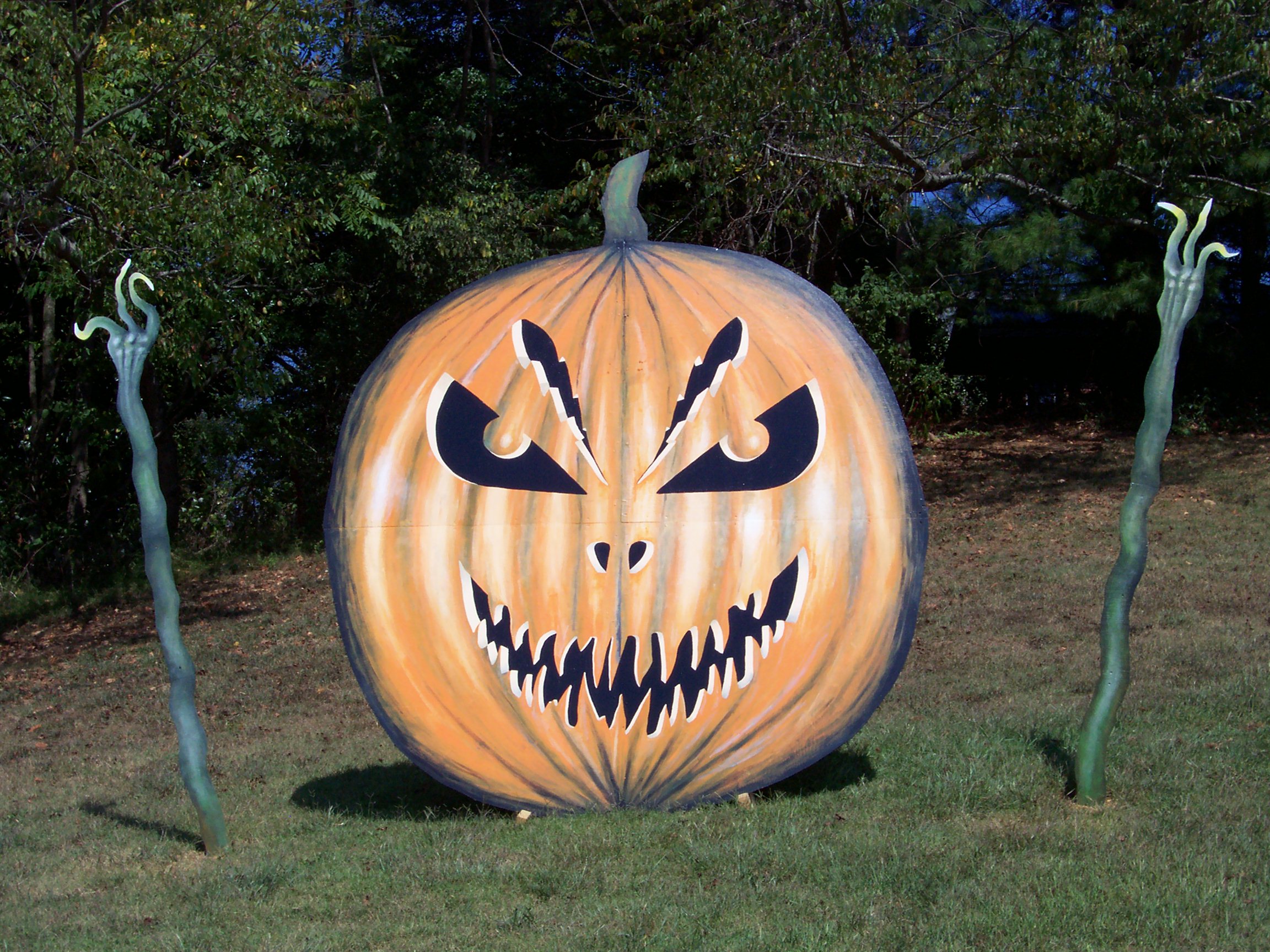 Giant Jack-o-lantern