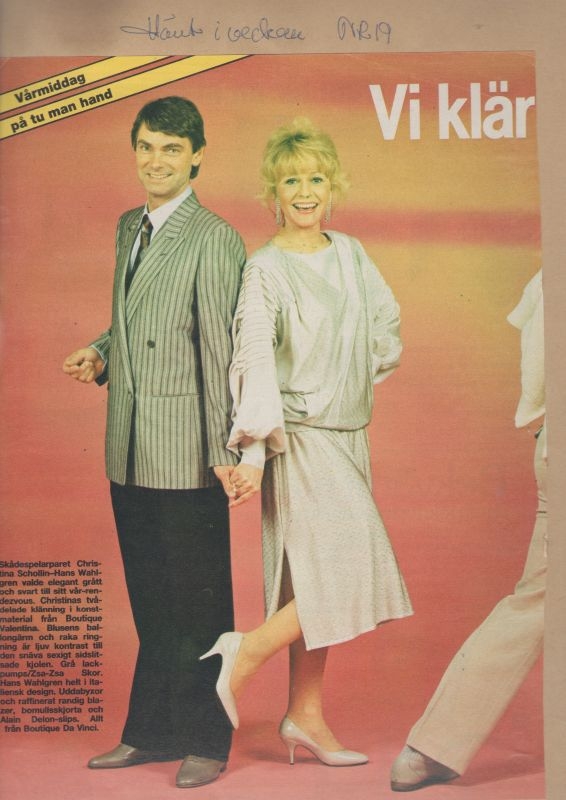 Denna bild har ett alt-attribut som är tomt. Dess filnamn är Christina-o-Hans-jpeg-566x800.jpeg