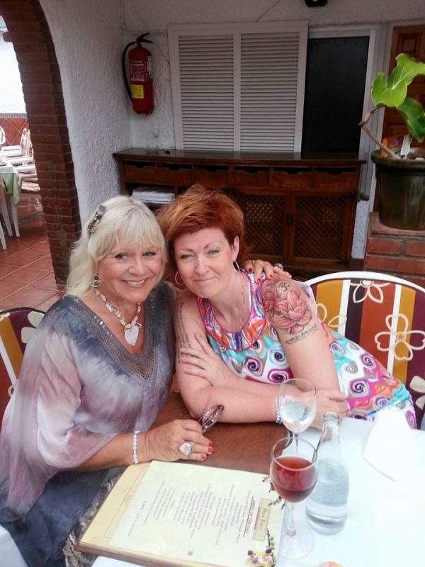 10410456_553516264789344_4092542322081792502_n