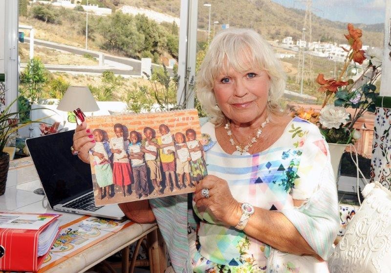 Scollin Spanien Exray Foto (24)