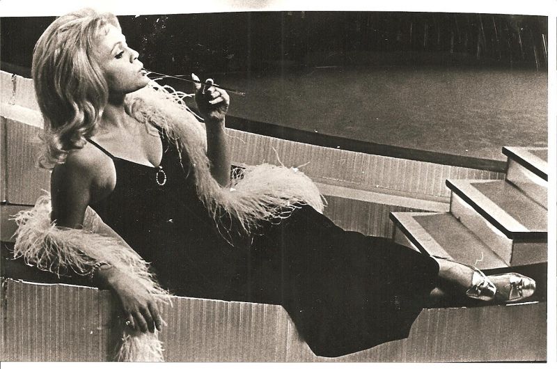 19700113 Mycket nöje TV