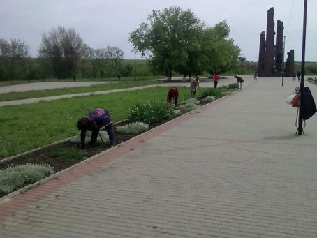 Благоустройство мемориального комплекса «Непокоренные»