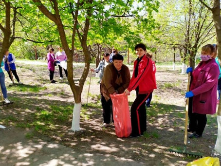 Трудовой десант во второй школе