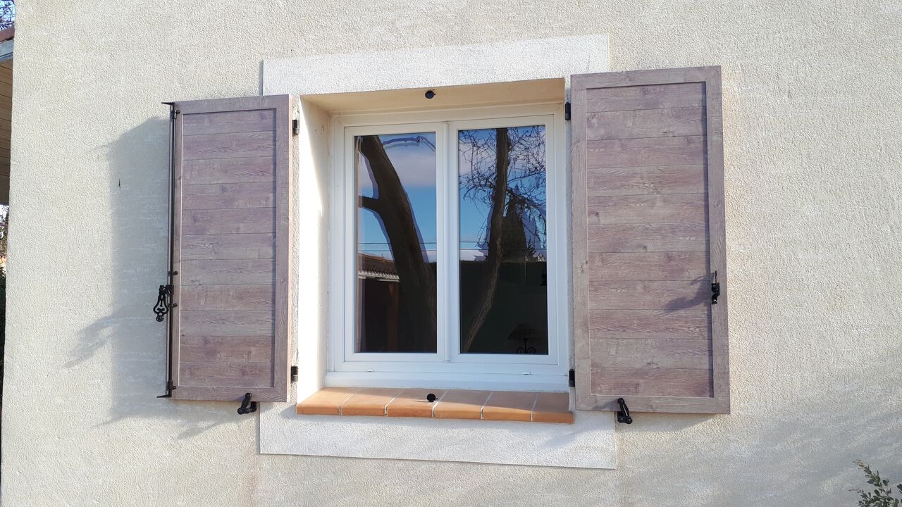volet aluminium extrudé laquage bois 3
