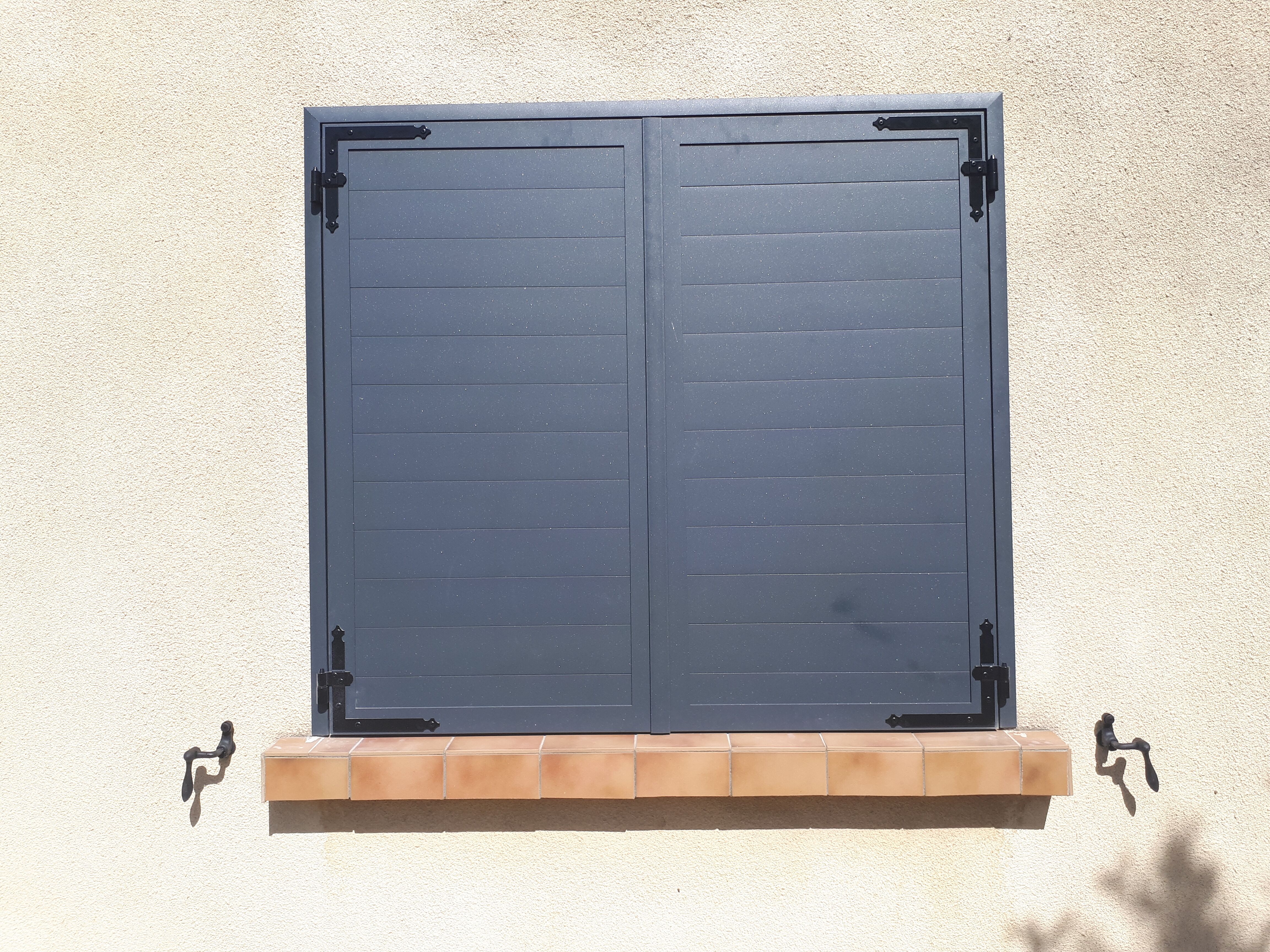 volet alu avec renfort angles