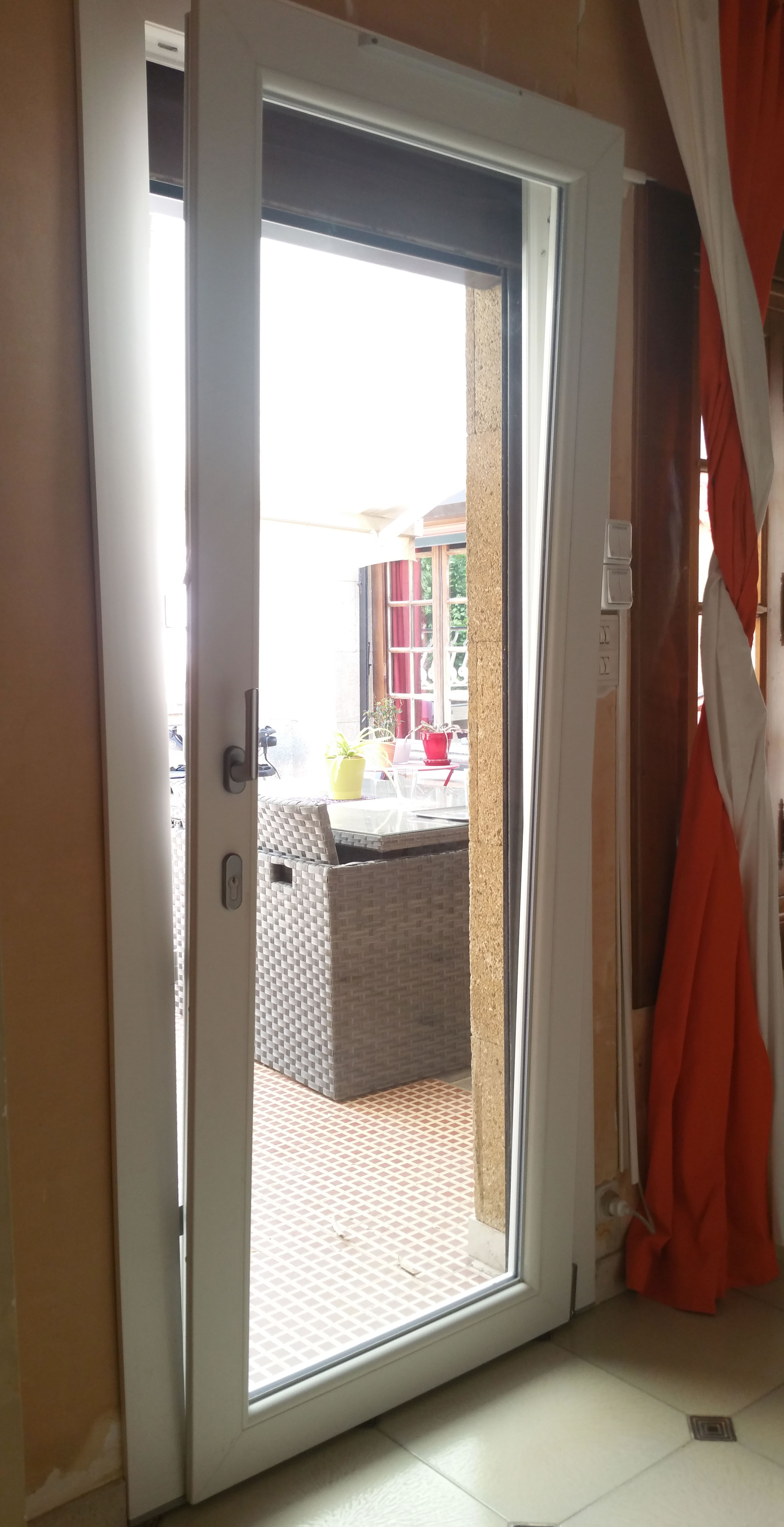Porte_fenêtre_PVC_oscillot_battante