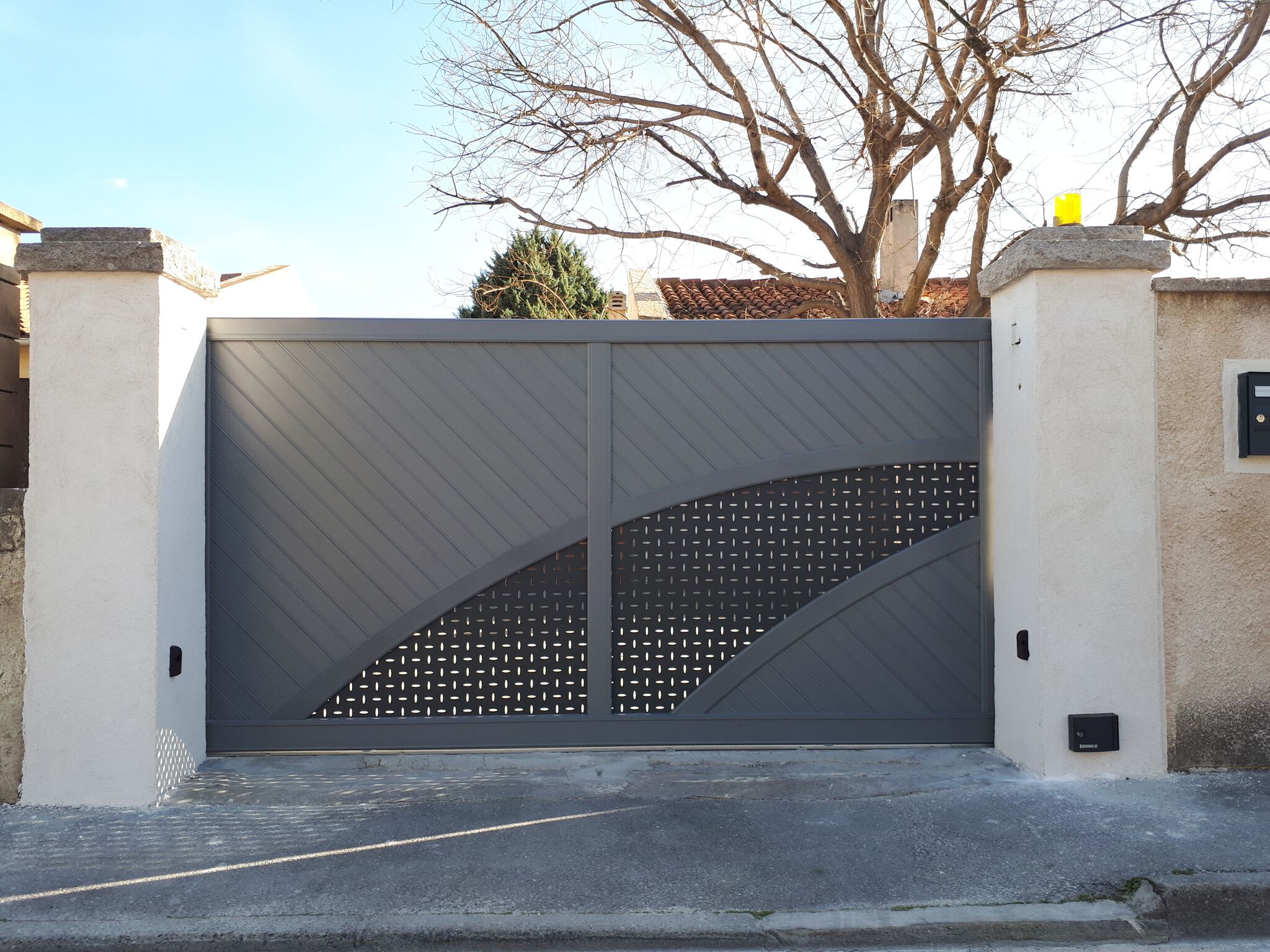 portail sur mesure bi matière