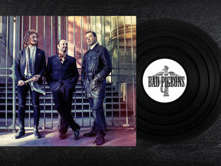 L'EP 4 titres vinyle collector disponible à la vente dans la rubrique Boutique !!