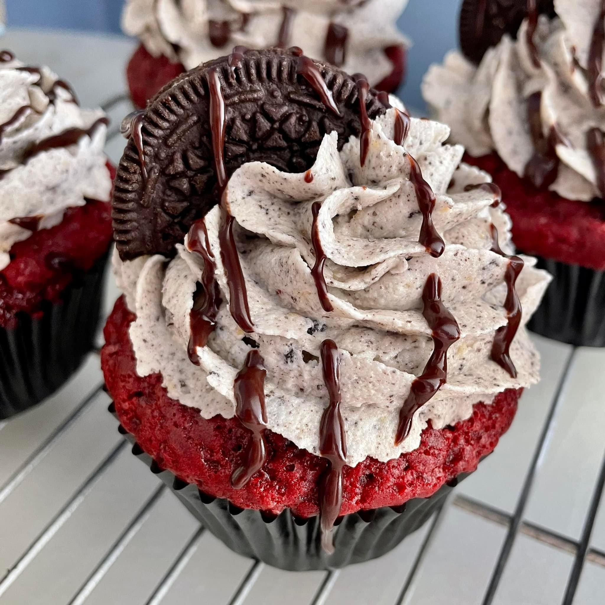 Oreo Red Velvet Cupcakes