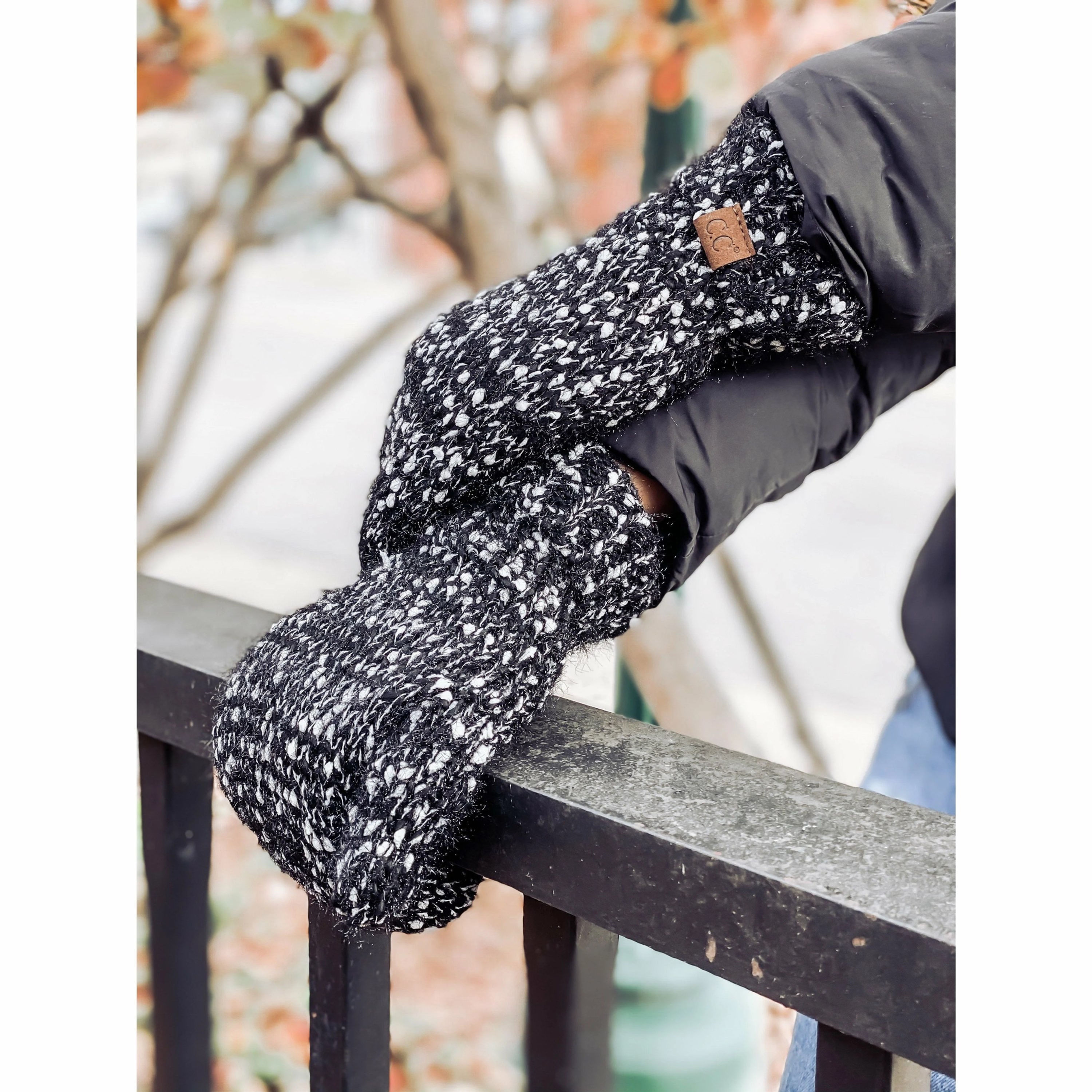 Popcorn Knit Mitten