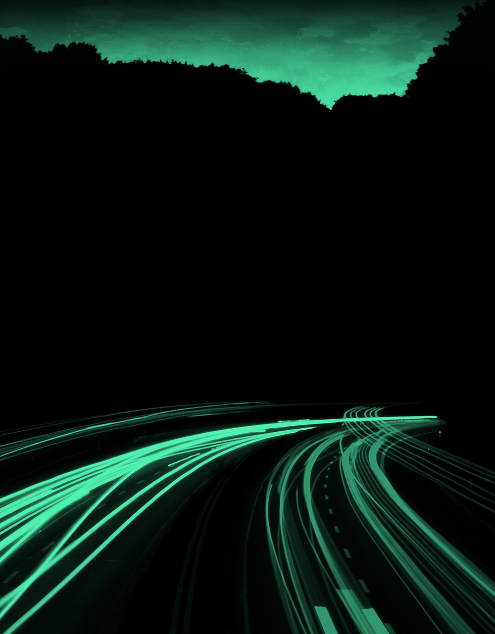 EM Tech_Plano de Fundo_site_1250x1600.png