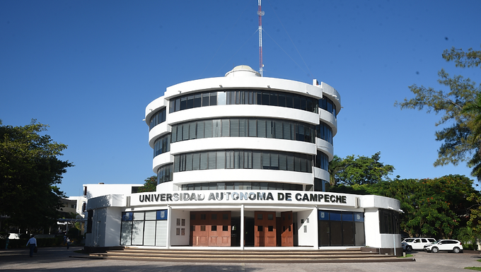 Detienen al rector de la Universidad Autónoma de Campeche; Consejo denuncia intromisión estatal