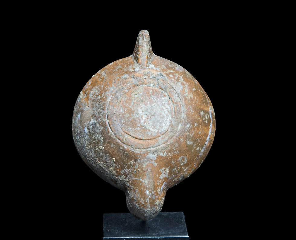 Thumbnail: Base fo Ancient Roman gladiator oil lamp