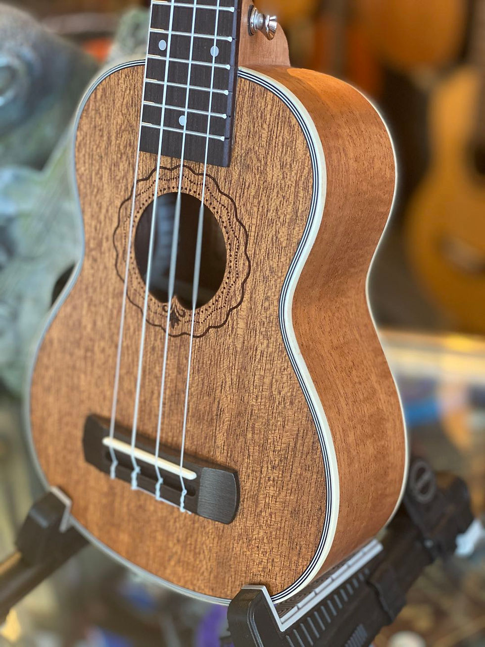 サムネイル： Kamehameha Ukulele KS-2 Soprano