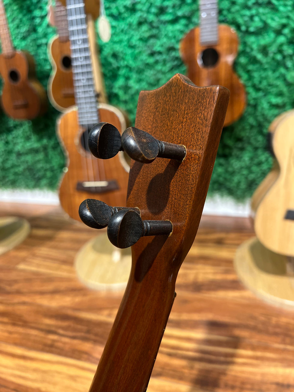 Miniature : Vintage Martin Ukulele Style 2 Mahogany Soprano 1920s No crack Mint