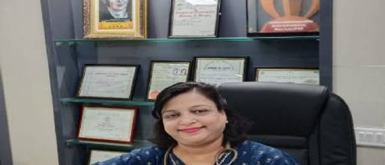 Dr Swati