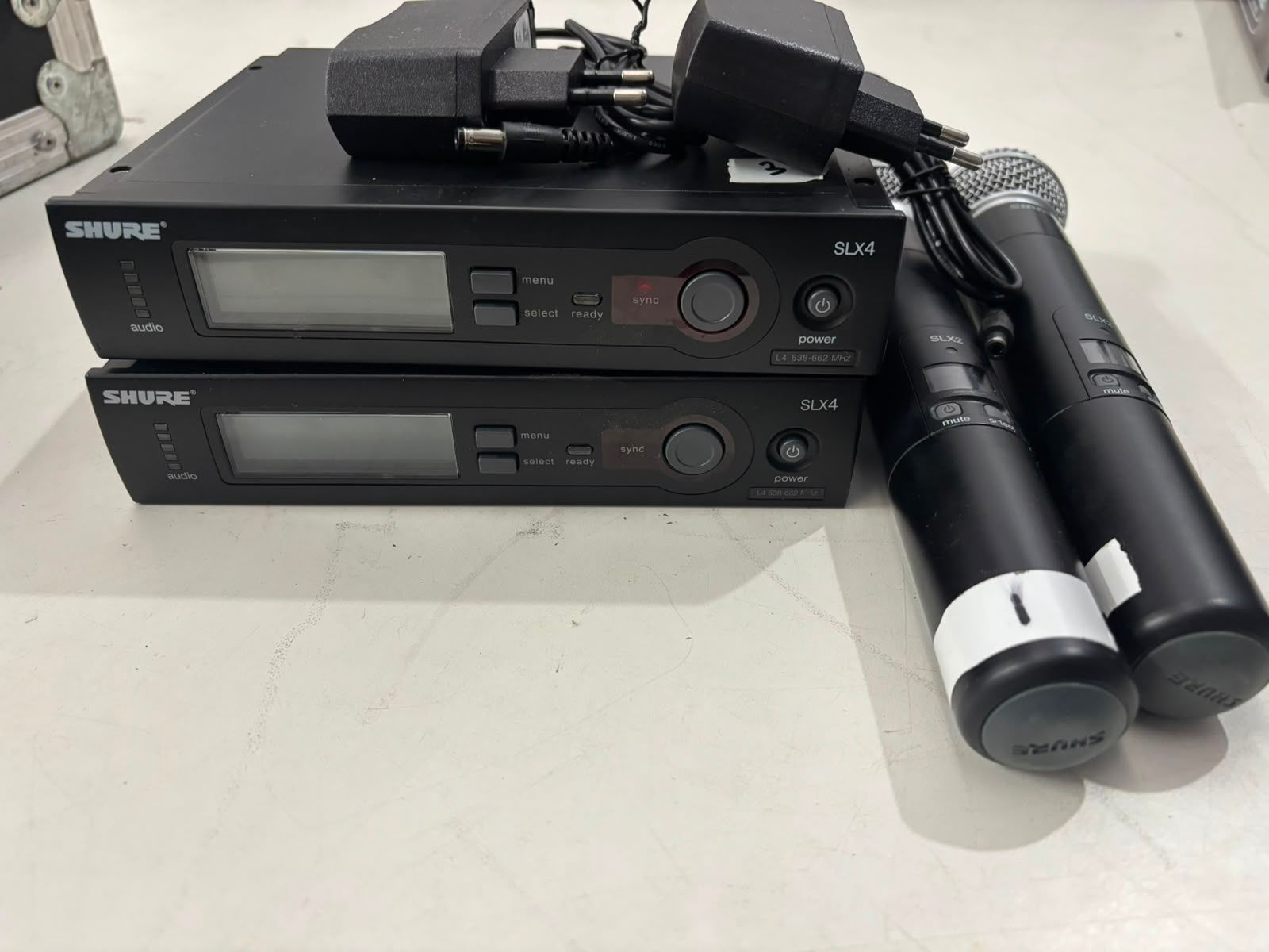 Shure SLX Wireless Microphone System with SM58
