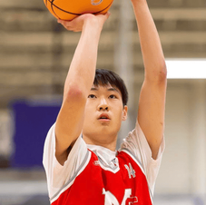 Max Liu playing Basketball