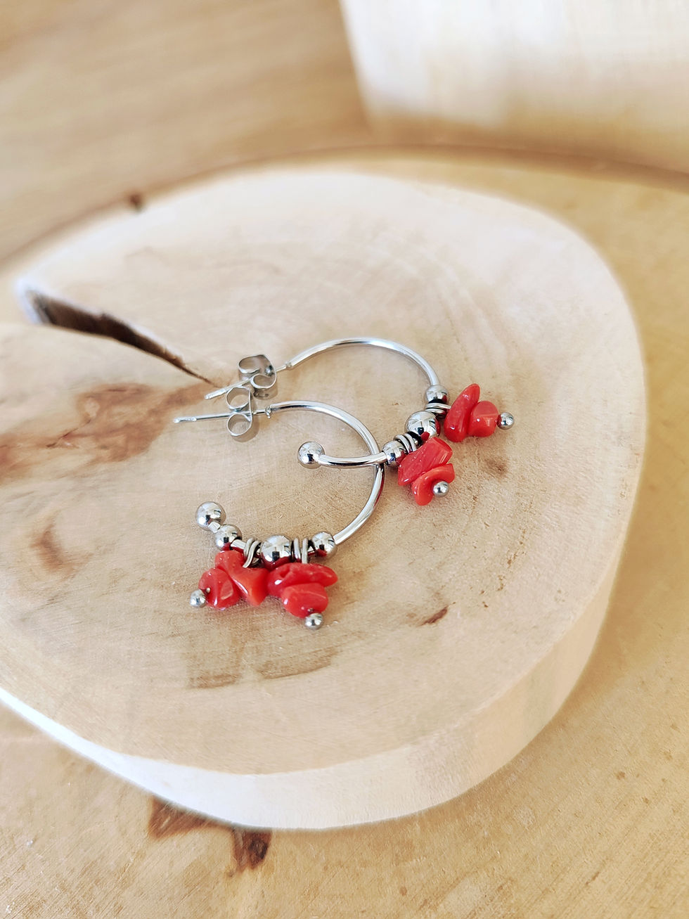 Miniature : Boucles d'oreilles créoles avec son corail.