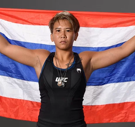 UFABET ส่งใจเชียร์! "โลมา" นักสู้สาวดวล "โกเมซ" ศึก UFC FIGHT NIGHT วันอาทิตย์นี้