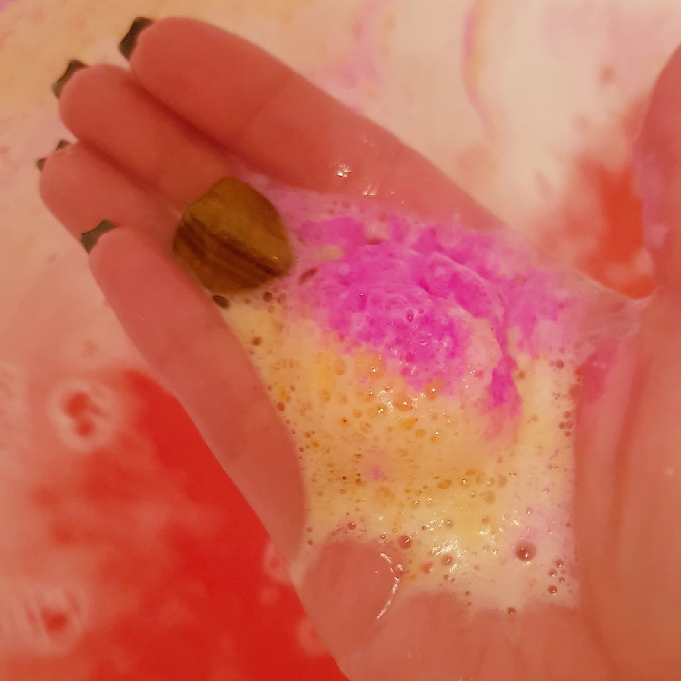 Thumbnail: Tigers Eye Crystal Bath Bomb