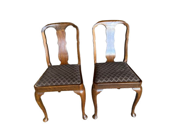 Thumbnail: Vintage Dark  Wooden Vintage  Table and 4 Chairs