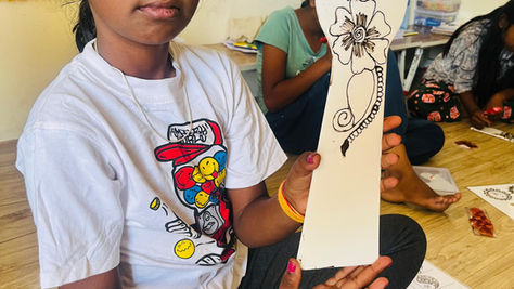 From Creativity to Confidence Mehndi Training Begins at Yavatmal in Maharashtra.