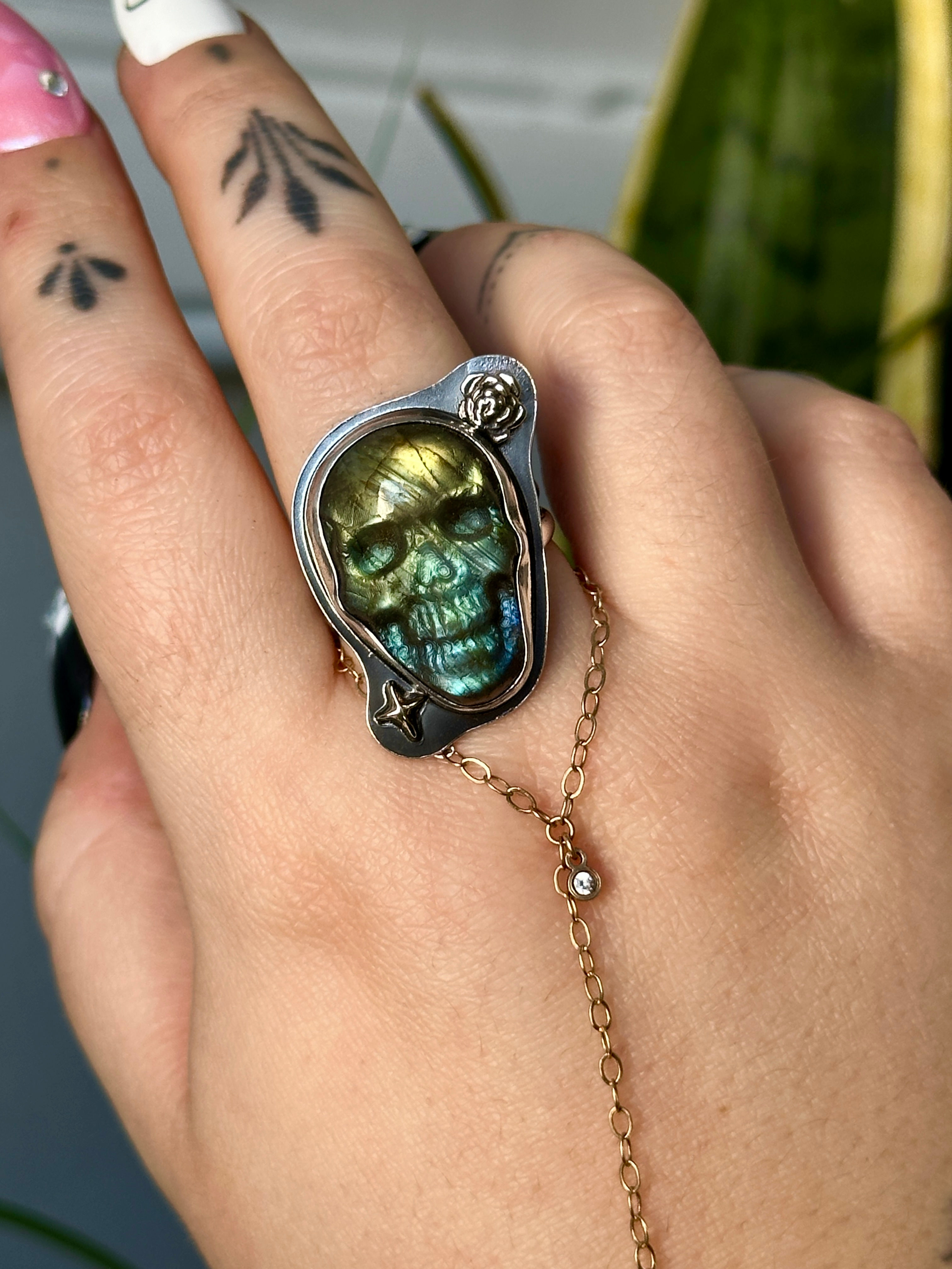 Labradorite Skull Ring - Size 8.5