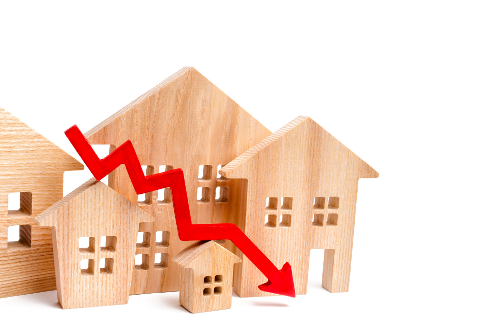 Buying a property in a falling market: The pitfalls and opportunities