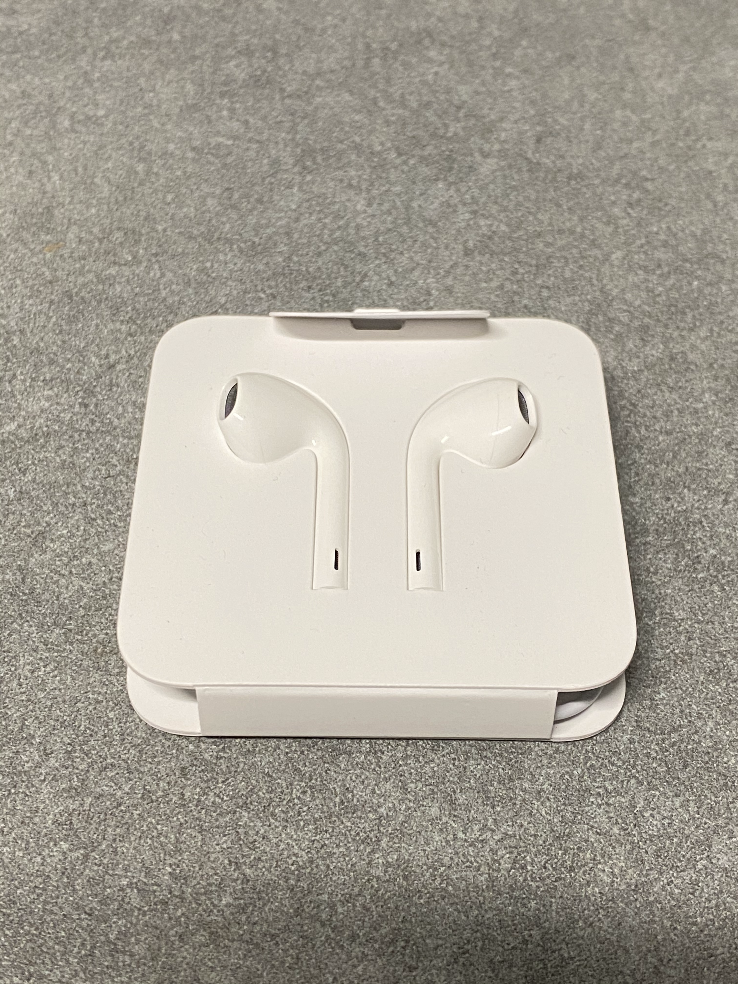 apple original EarPods Lightning Connector