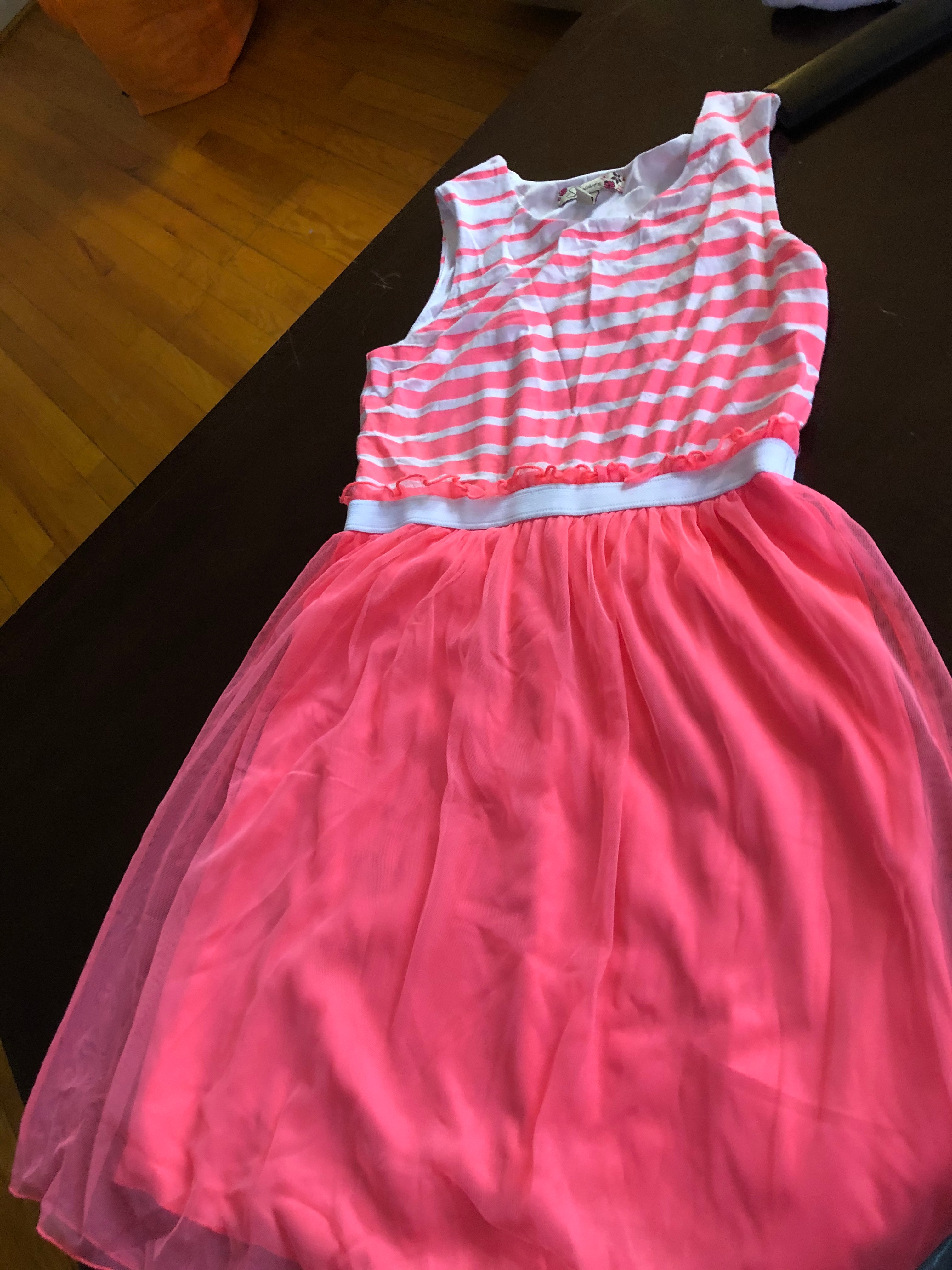 hot pink dress