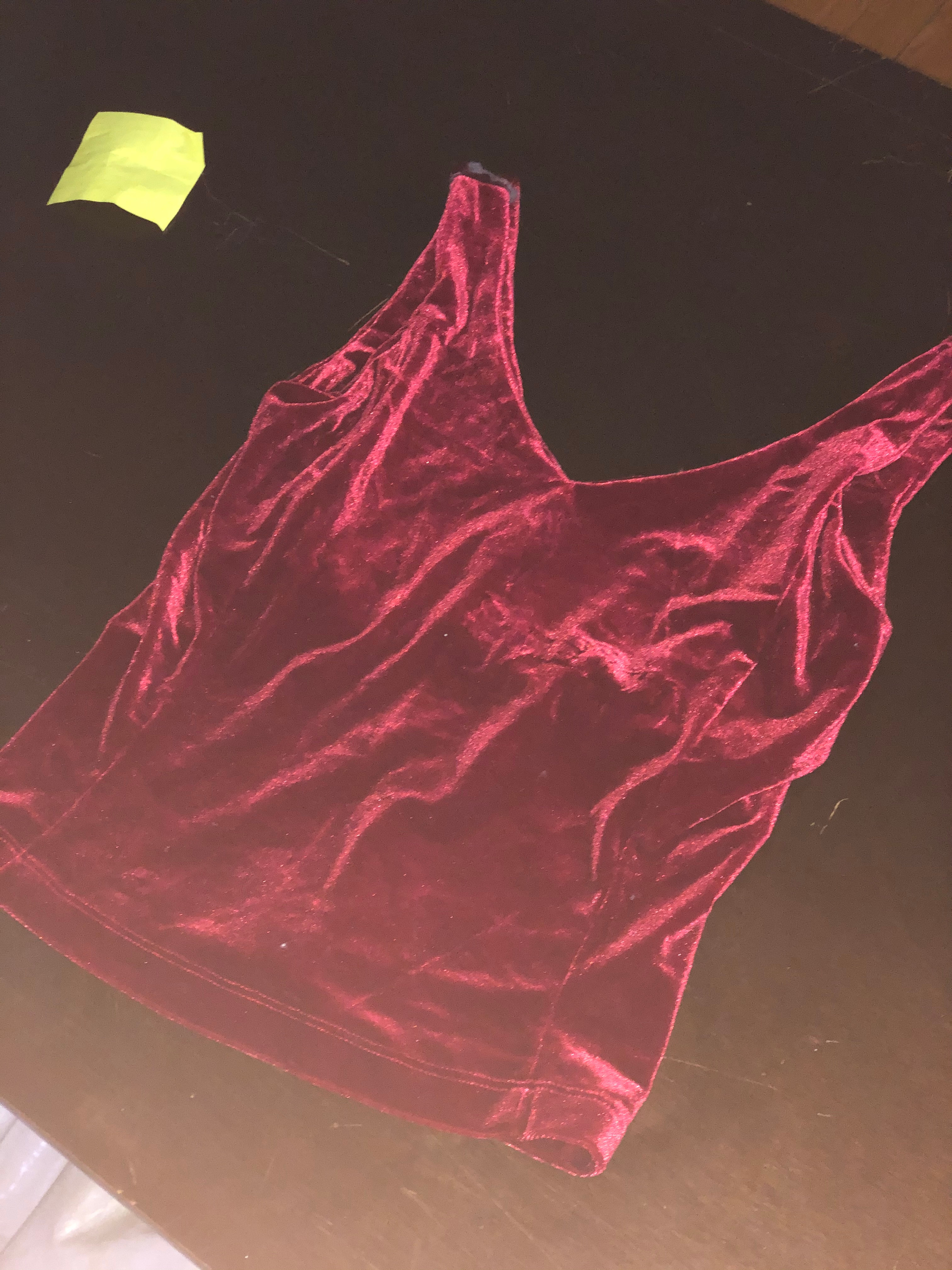 red velevet tank top