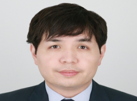 James Edwards - Visa Photo.png
