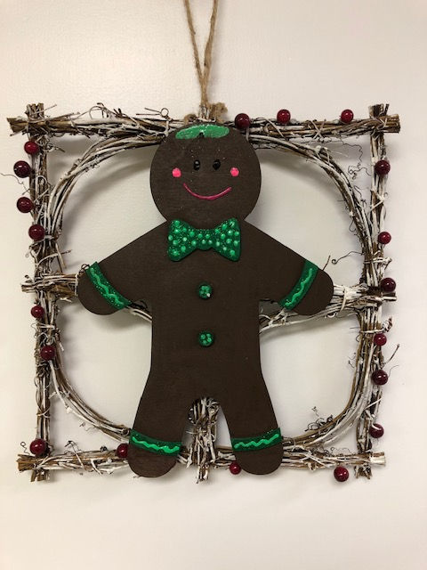 11" Grapevine Gingerbread Wreath
