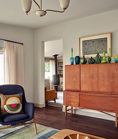 20250326_Projects_Summerland_Living V 6_V2.jpg