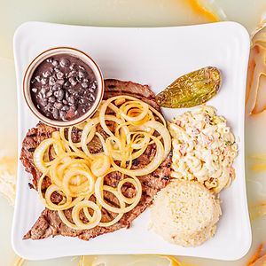 BISTECK ENCEBOLLADO / ONION STEAK