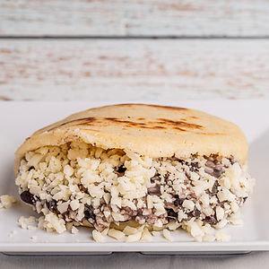 AREPA DOMINO