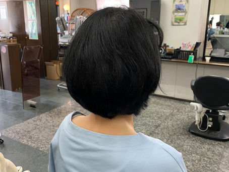 　色葉   カット　炭酸泉デコルテリンパ　フェイシャルパック　シェービング