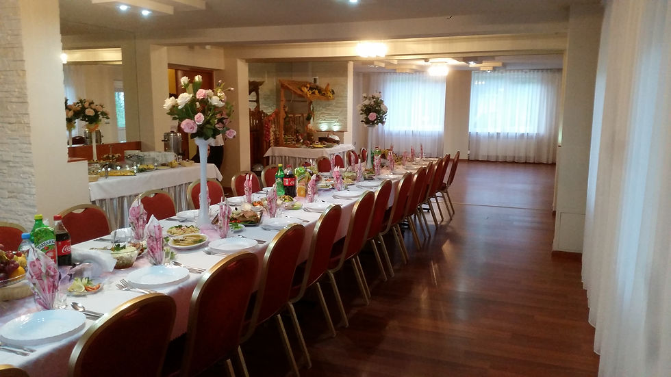 sala lustrzana komunia