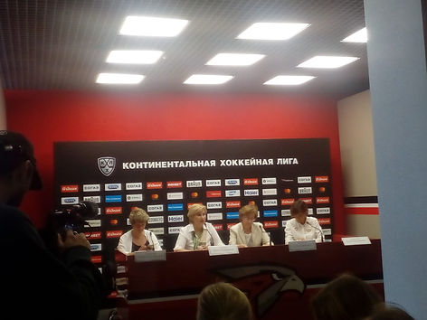 Конференция на Парафесте на тему Проблем