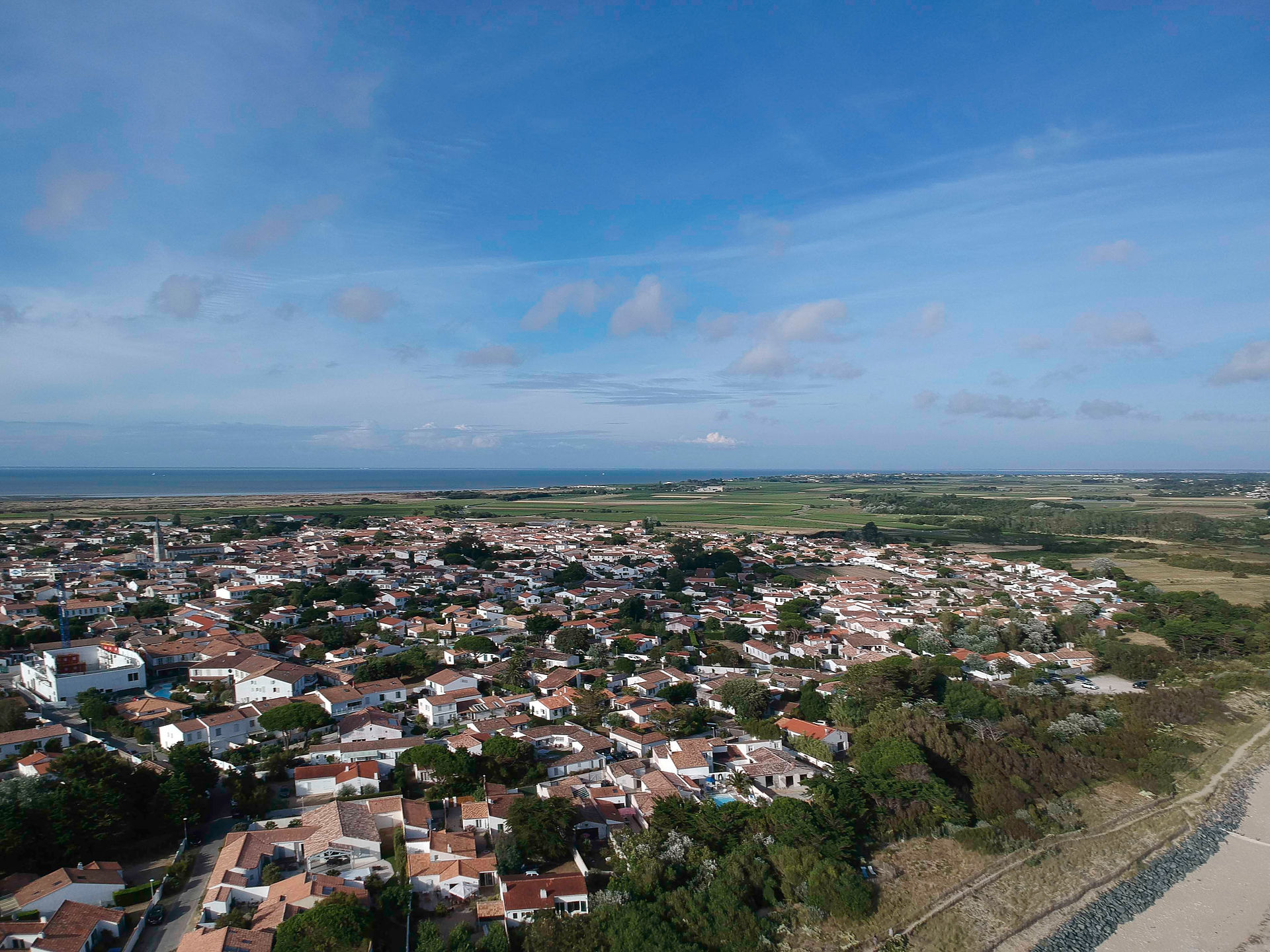 La Couarde sur Mer (in the air